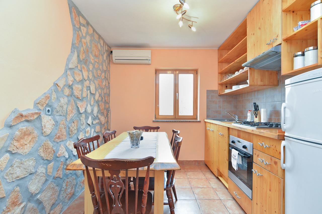Apartments Dino 1700 Fažana Zewnętrze zdjęcie
